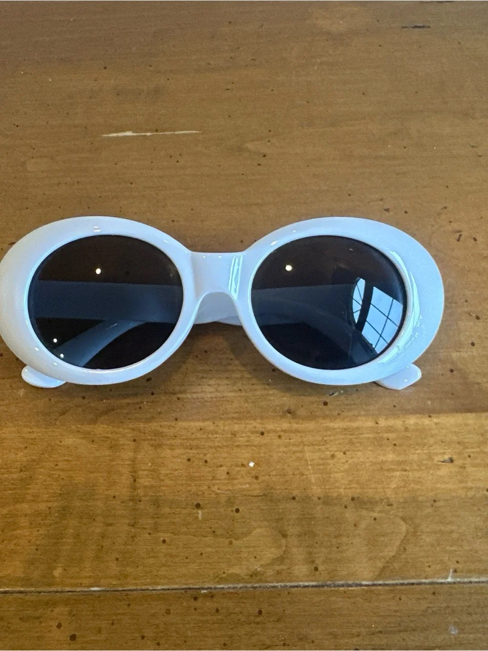 White Oval Retro Sunglasses with Black Lenses Kurt Cobain Clout Vintage Classic